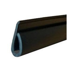 BP015 · 17x8mm Burlete Negro Pvc · Interior Adhesivo · Corte Asimétrico