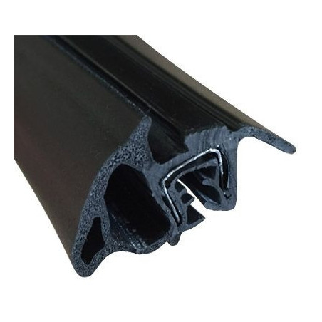 GP025 · 45x26mm Goma estanqueidad con pestaña lateral · Caucho EPDM