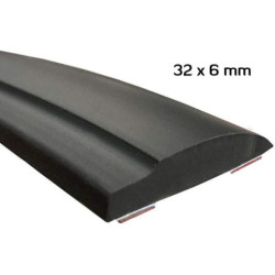 MA011 · 32x6mm Moldura Adhesiva Negro Flexible