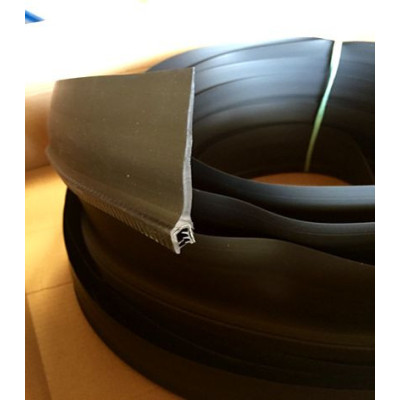 GM019 · 74x10mm Goma Estanqueidad Frontal · Aleta XXL Flexible · Caucho EPDM