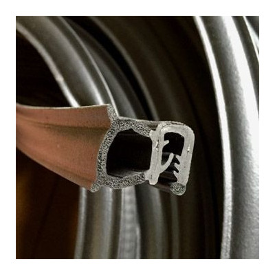 GP018 · 28.3x15.5mm Goma Estanqueidad Puerta Lateral · Caucho EPDM