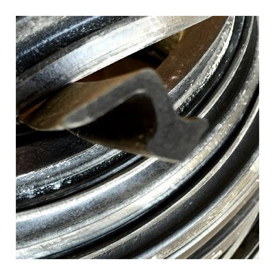 GP022 · 25.2x12.3mm Goma Esponjosa · EPDM Esponja · Clásicos + Industria