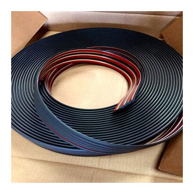 MA007 · 68x6mm Moldura XXL Adhesiva Negra + Franja Roja · Clásicos Opel
