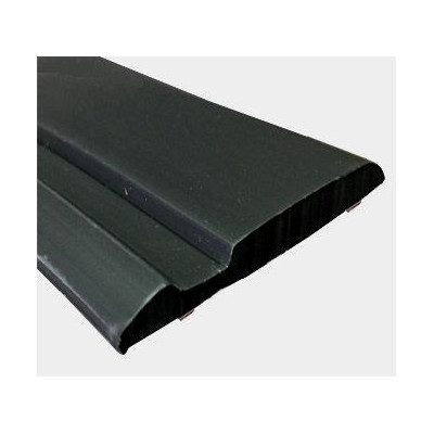 MA010 · 62x8mm Moldura Adhesiva Negra · Extra Ancha