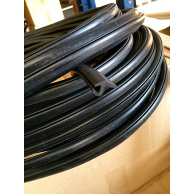 CR030 · 16x11mm Goma Parabrisas Universal