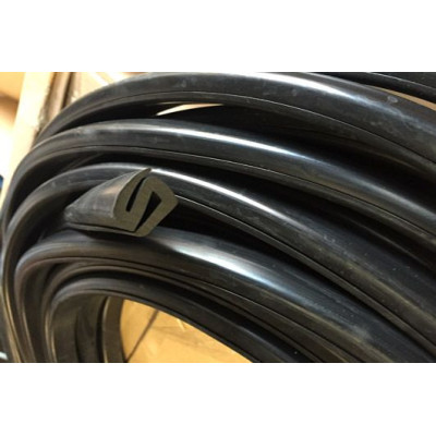 CR040 · 20x18mm Goma S para Contorno Cristal · Caucho EPDM · Perfil para Uniones